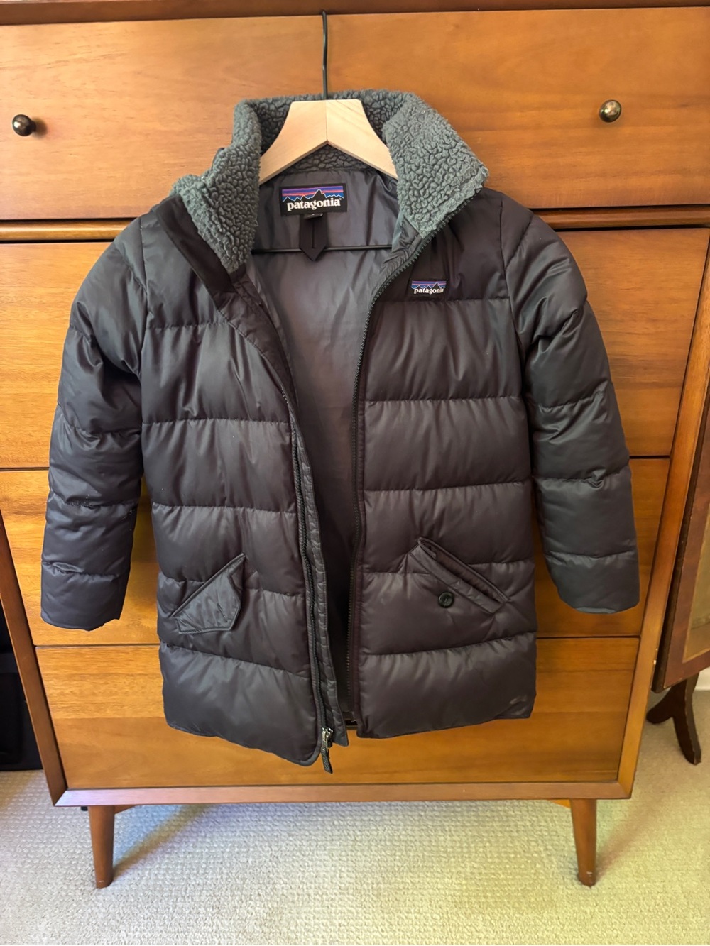Patagonia Girls Winter Jacket Small